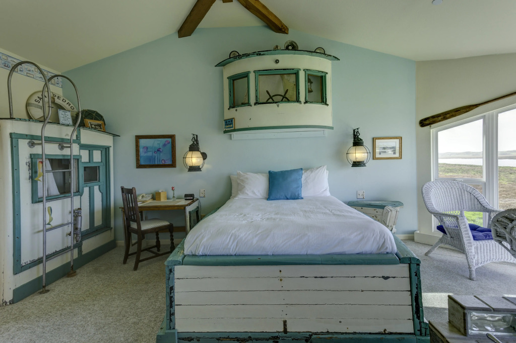 Captains Inn at Moss Landing