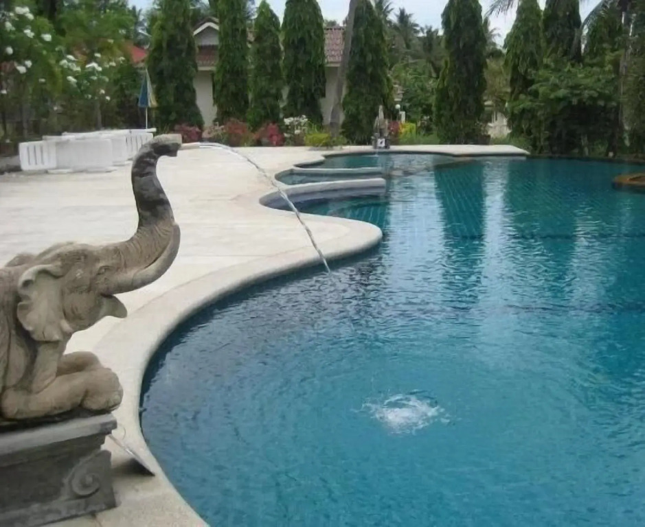 Baan Saensook Villas