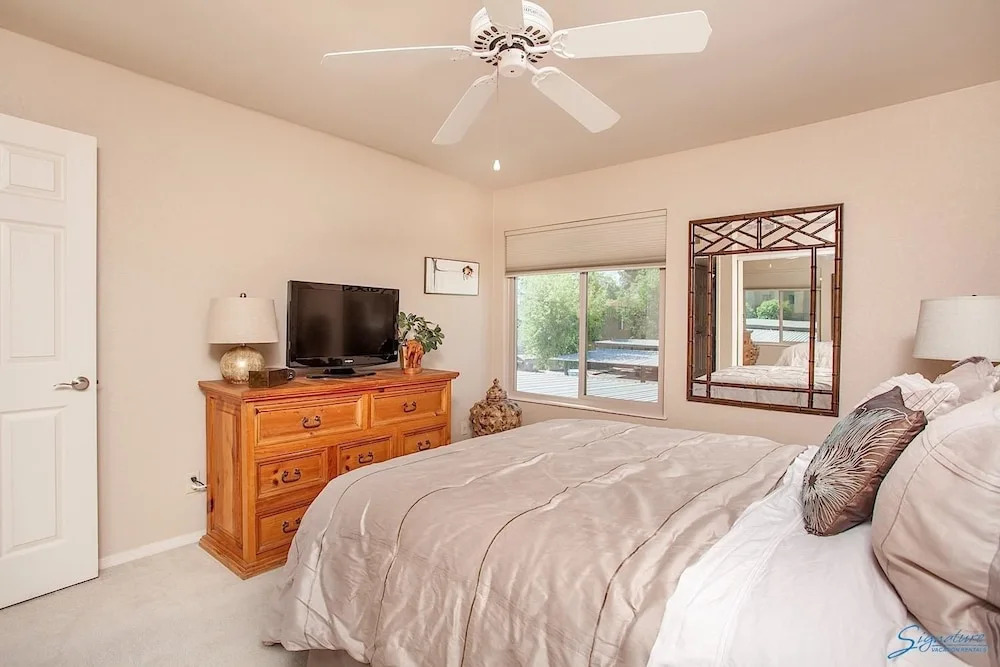 Sweet Escape By Signature Vacation Rentals
