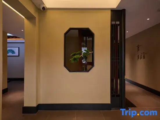 Hidden View | Designer's Private Customized Courtyard Homestay