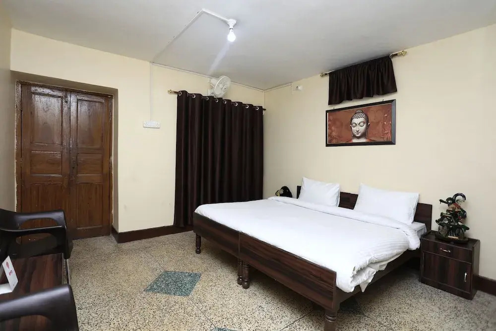 OYO 12437 Home Valley View 2BHK Villa Gun Hill