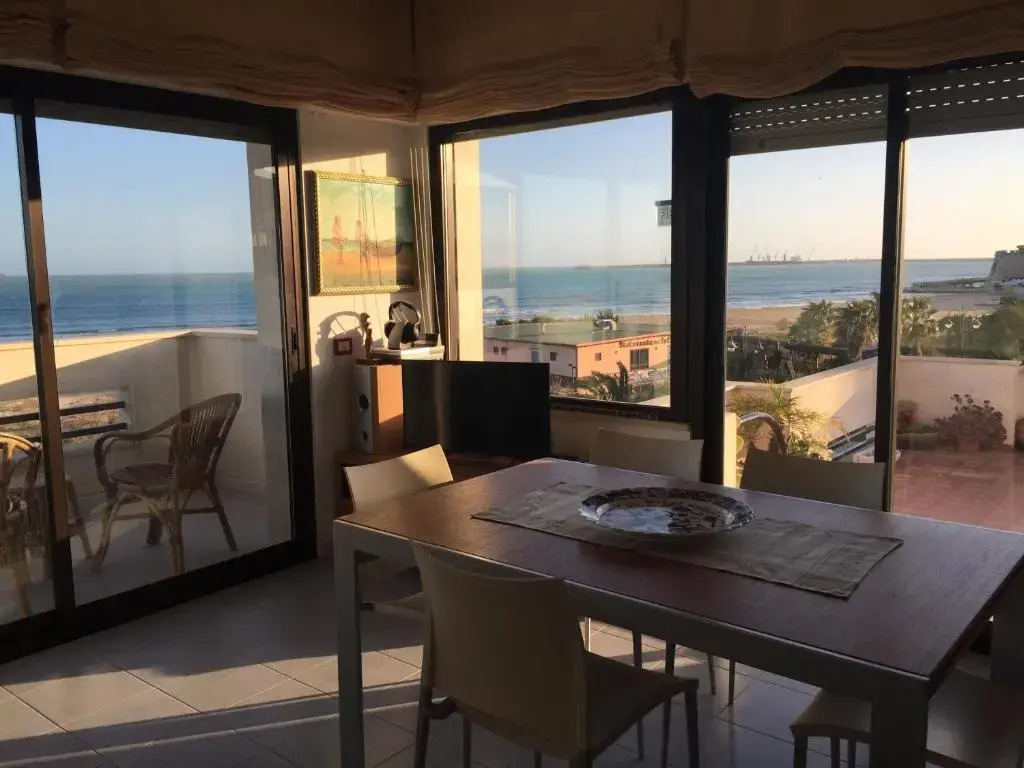 Attico Fronte Mare