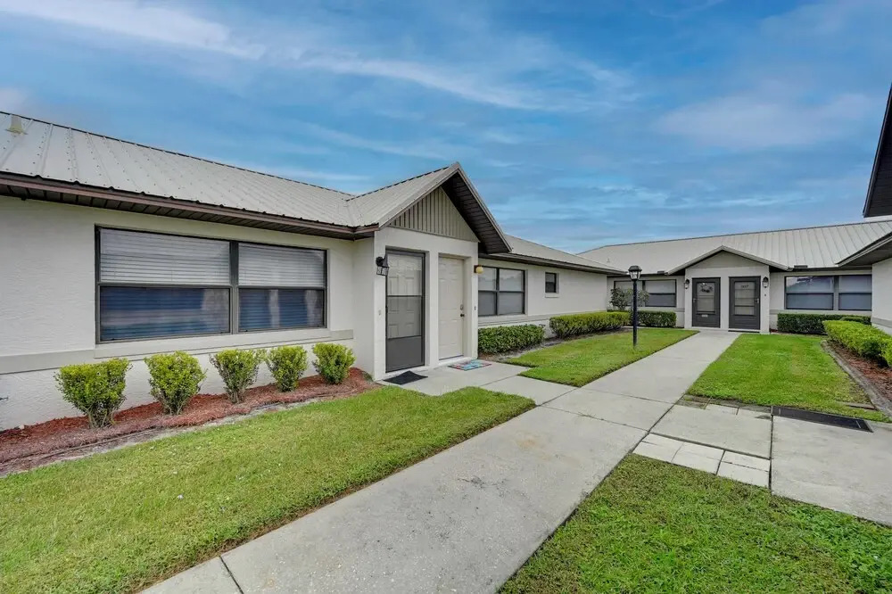 1 Mi to Golf: Sebring Condo w/ Pool Access!
