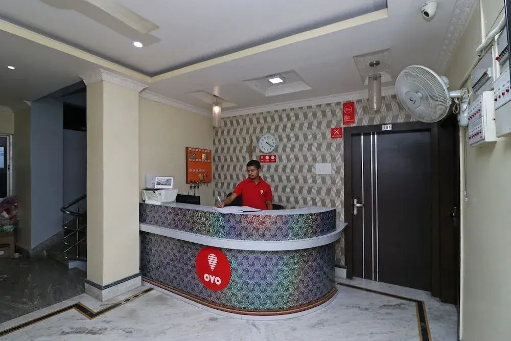OYO Flagship 11703 Hemlata Lodge