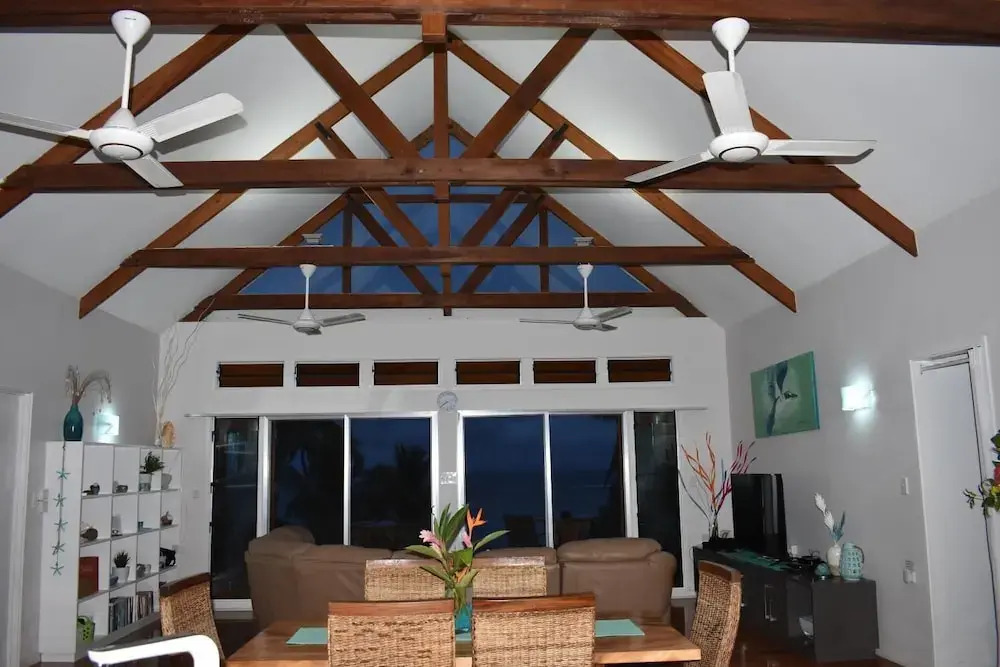 Island Breeze Fiji