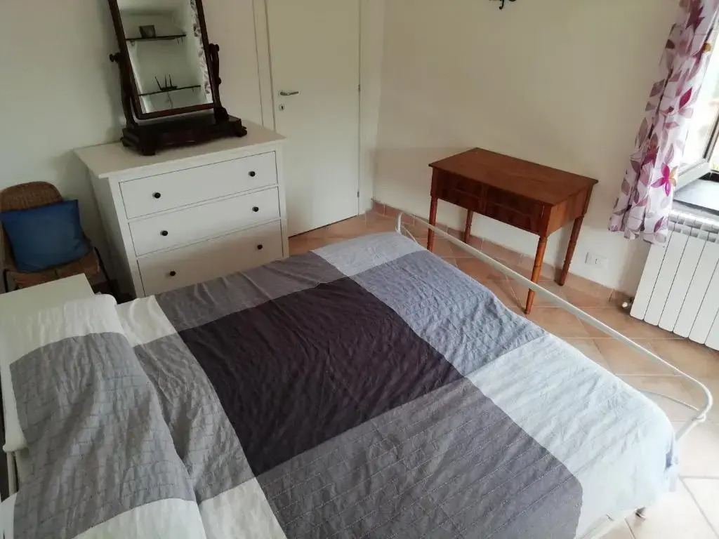 CASA LORENZO SULLE COLLINE DI LEVANTO e VICINO ALLE CINQUETERRE LT-0620
