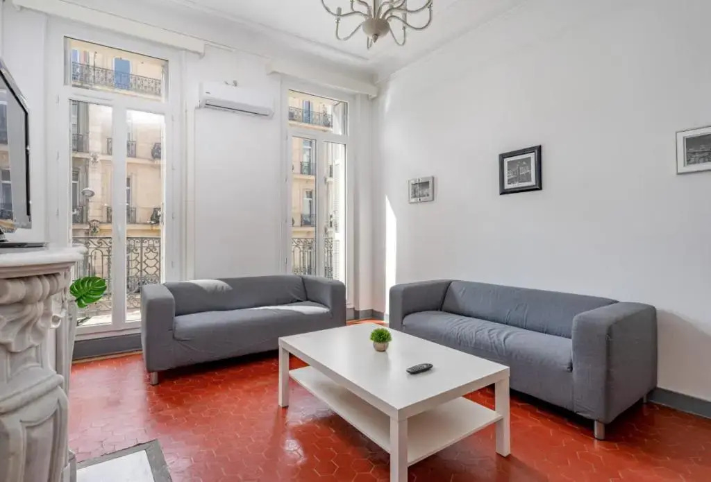 Superb apartment 100sqm, 5 min from the Old Port
