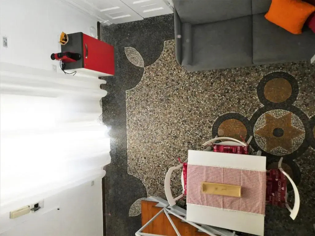 Centralissimo appartamento su due livelli "2"