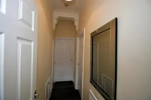 Hyde Park Apartment