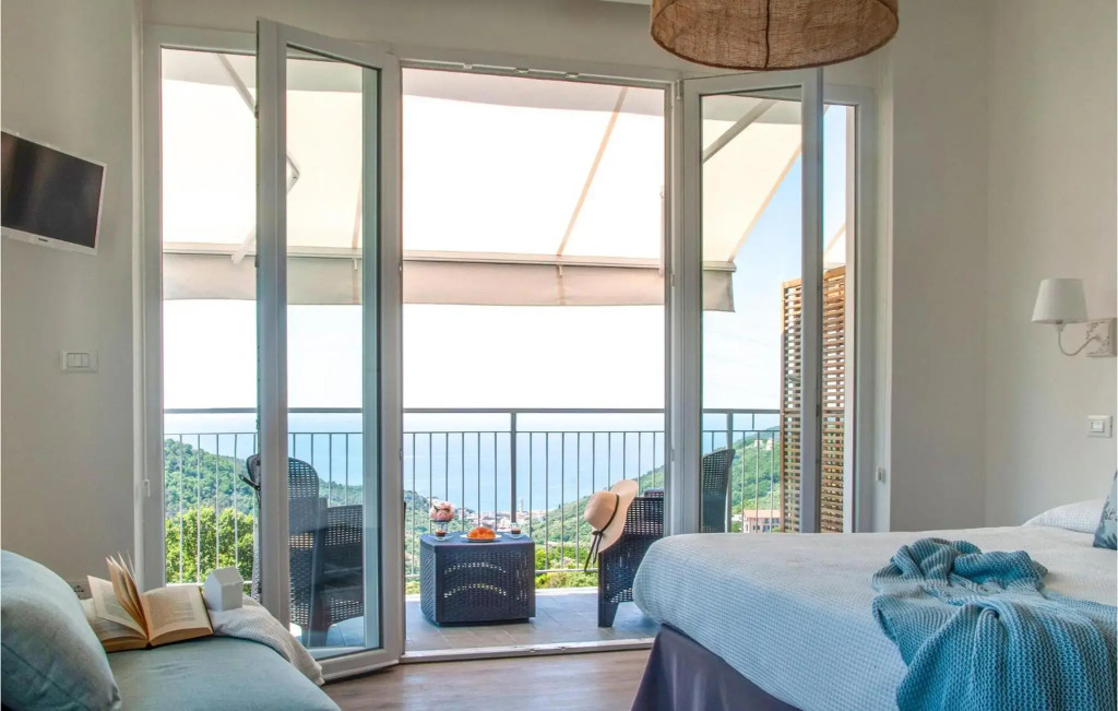 Awesome Apartment in Moneglia With Wifi
