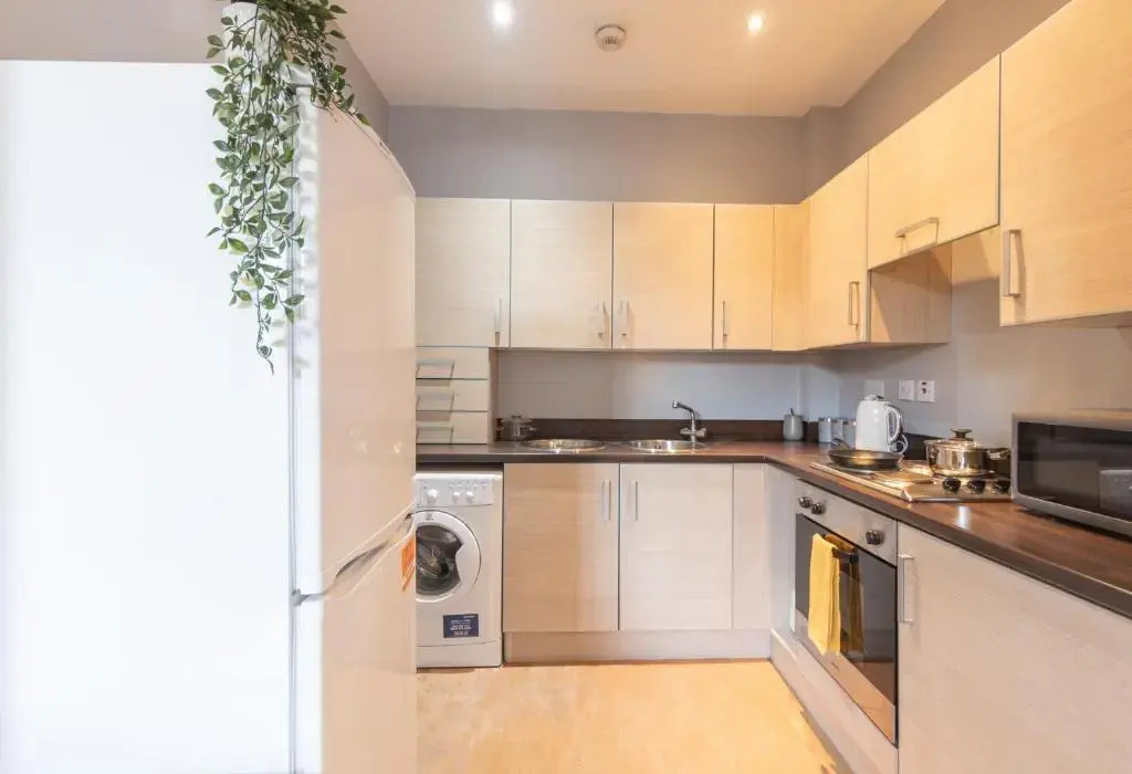 Luxury, Spacious Apartment In City Centre