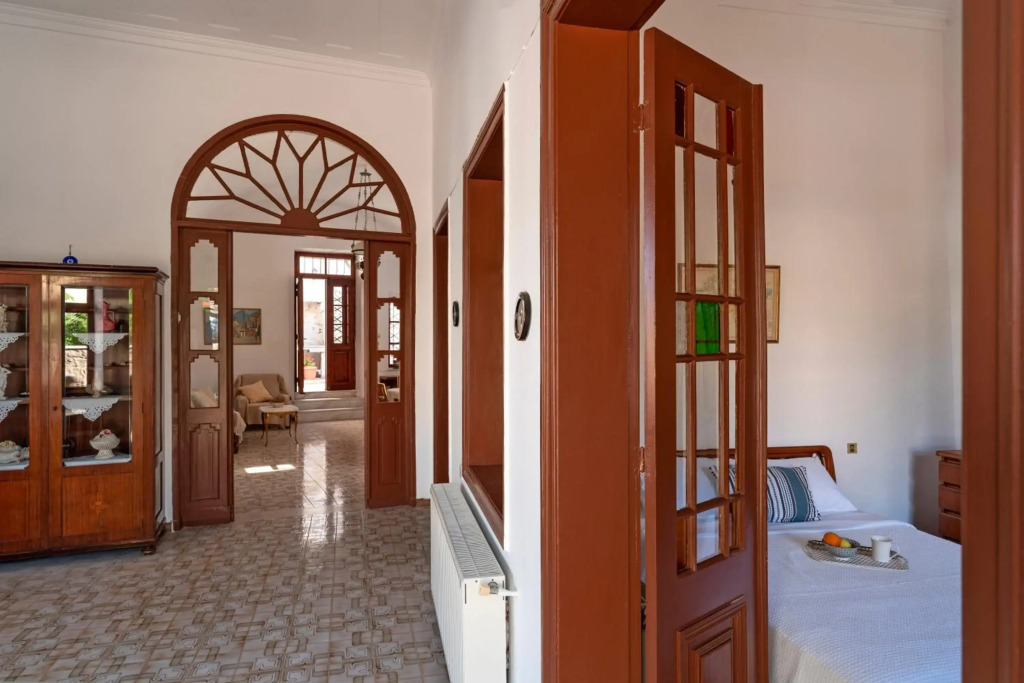 Traditional 3 bedroom house in the Old Town