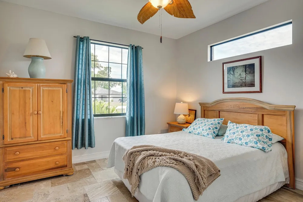 Punta Gorda Home: Great for Nurses & Professionals