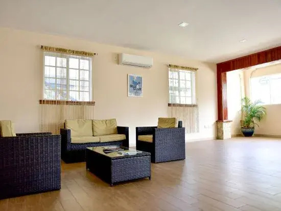 Mermaid Beach Hotel