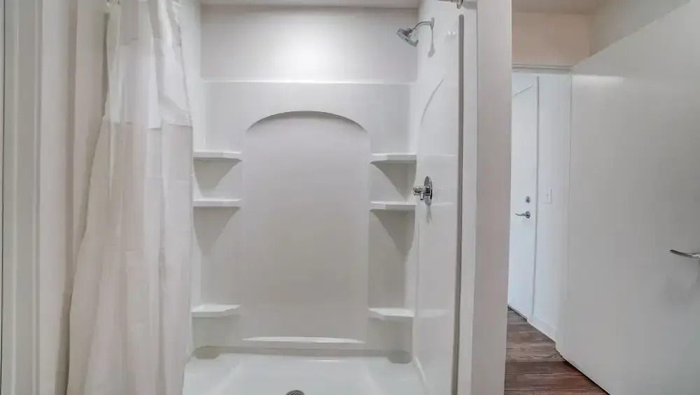 FRONTDESK Lakeview Green Apts Birmingham