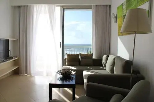 Trumpeldor Beach Front in Nice Building-Unit34