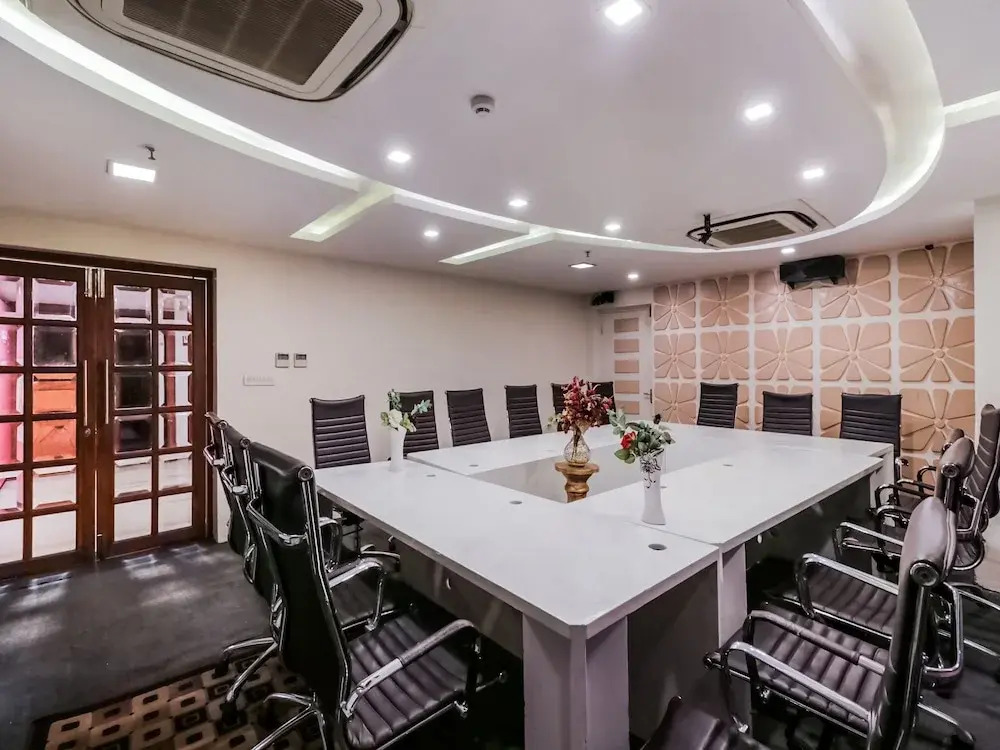 Oyo 36315 Miu Eco Hotel