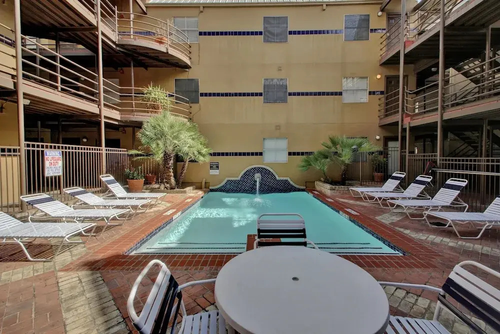 AustinStays 4 Bedroom Downtown Suite