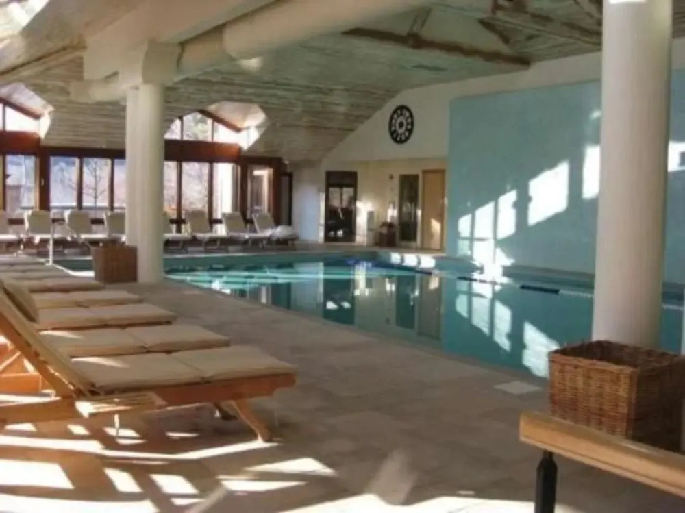 Pet Friendly Pines at Topnotch