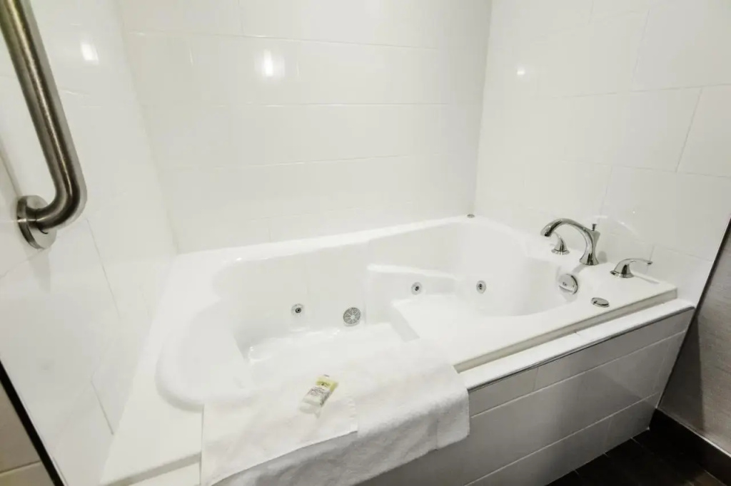 Holiday Inn Express & Suites Spruce Grove Stony Plain
