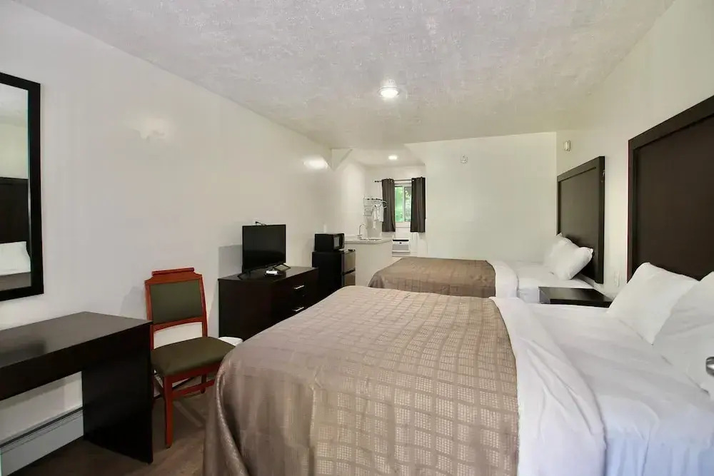 Westbrook Inn Lake George