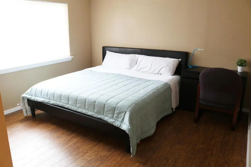Quiet, clean and comfortable room