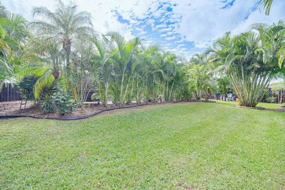 Port St Lucie Retreat: Lanai w/ Private Pool!