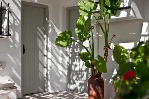 Paros Apartments