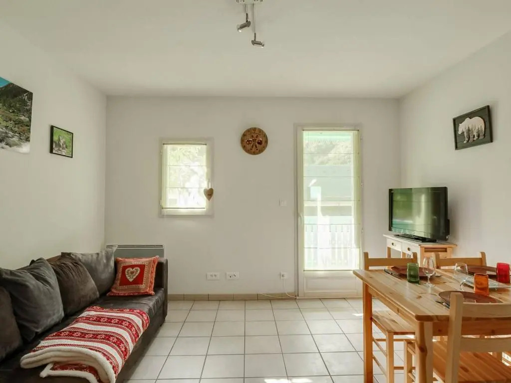Appartement Cauterets, 3 pièces, 6 personnes - FR-1-401-163