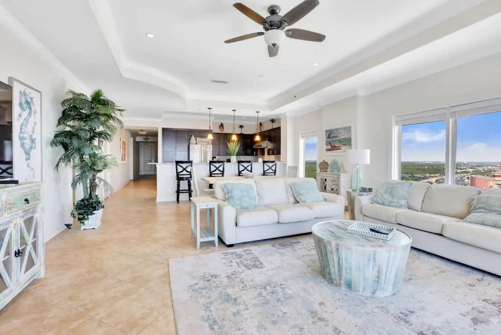 Beachfront Escape Sleeps 10 Incredible Views