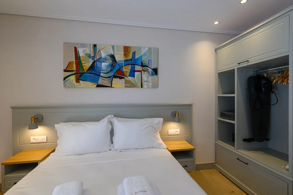 Kannas Mani Luxury Suites