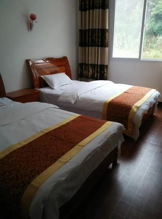 Taohuayuan Hotel Nanjiang