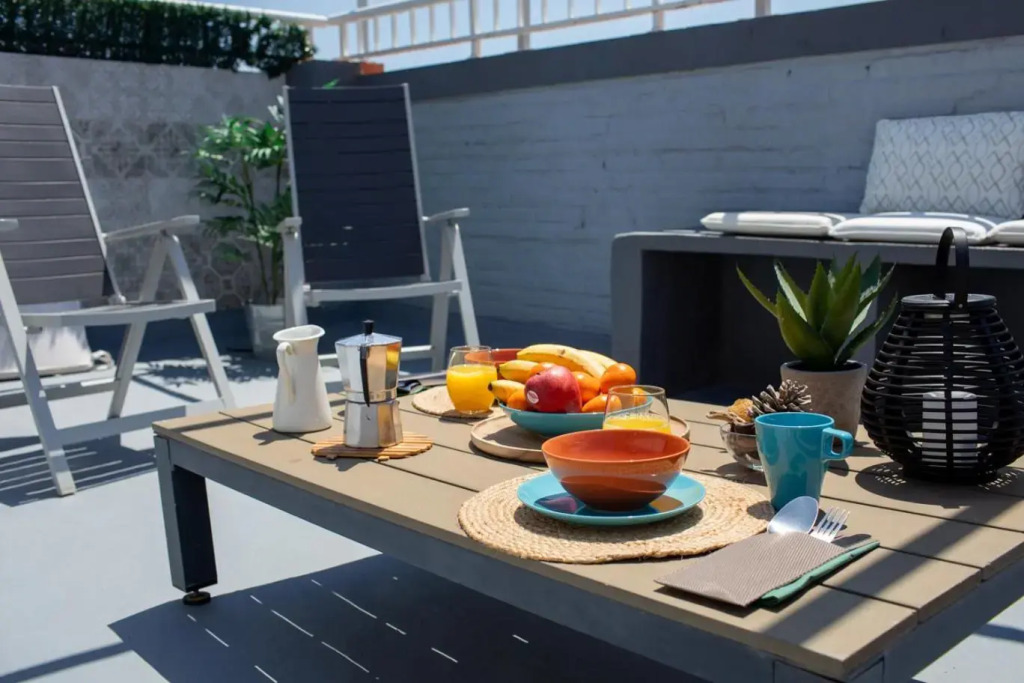 Cabanyal 3 Bedroom WIFI AC Terrace Beach Penthouse