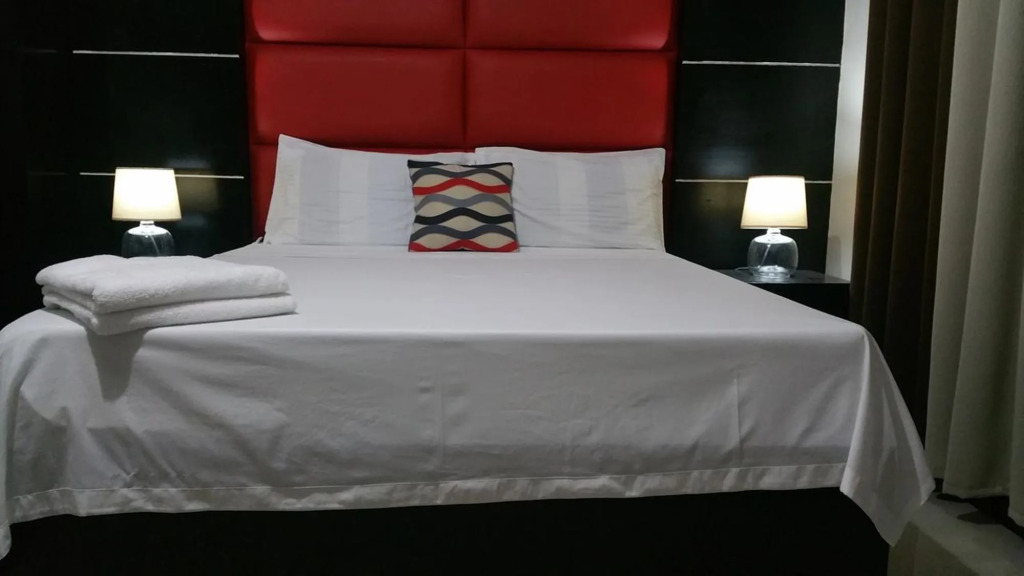 Luxury Suites 5