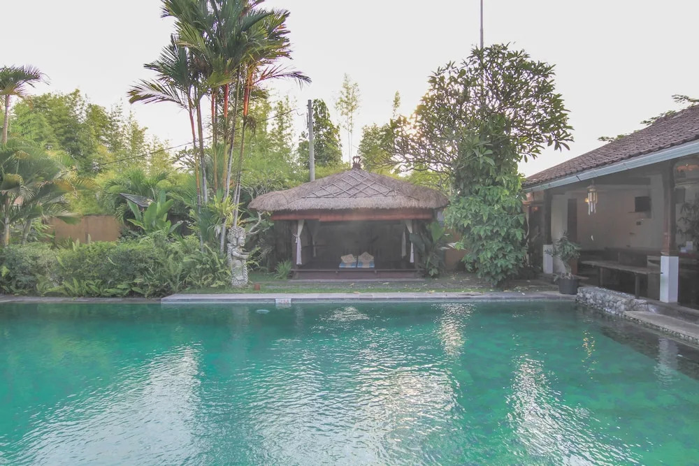 Airy Seminyak Kerobokan Umalas Klecung 38 Bali