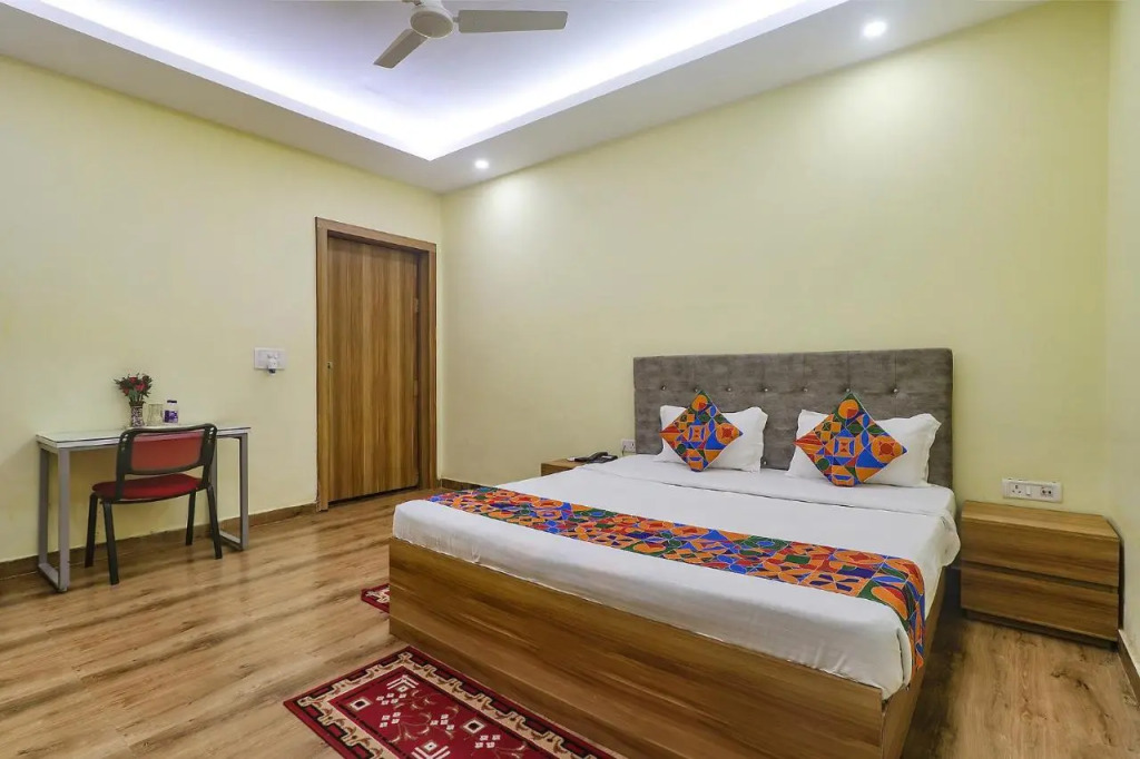 FabHotel Le Gardenia