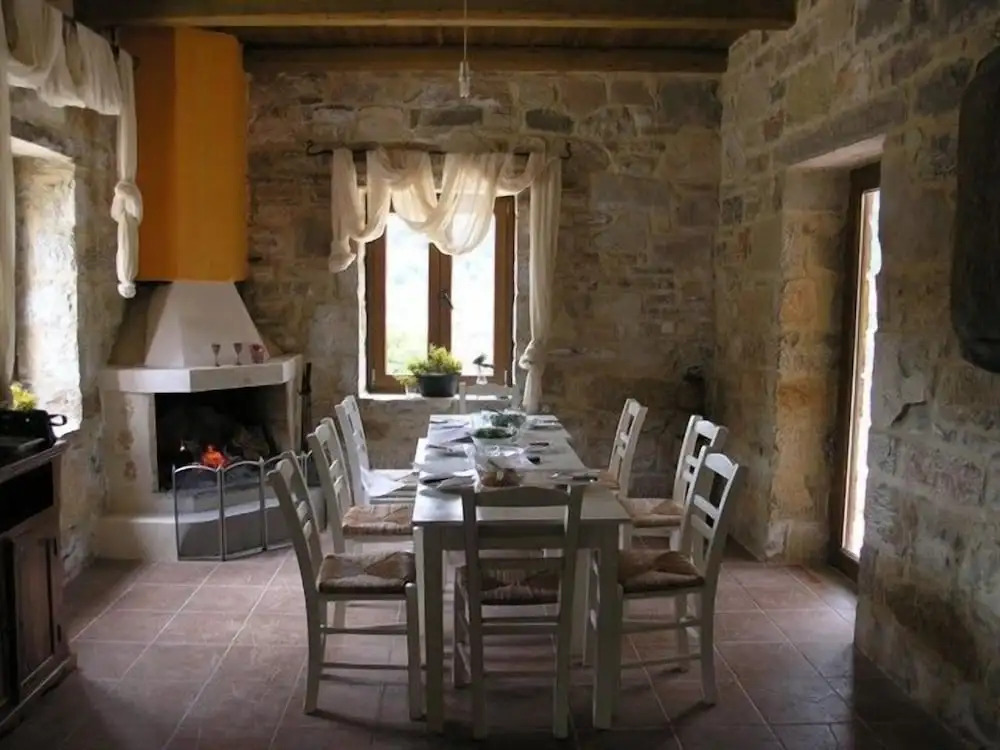 Akros Oreon Hotel