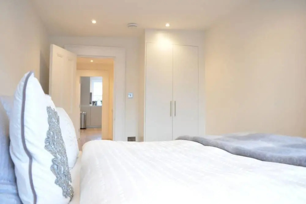 2 Bedroom 2 Storey Flat in Perfect Location