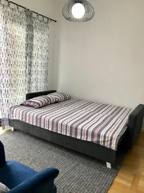 1 BR apartment with spacious terrace