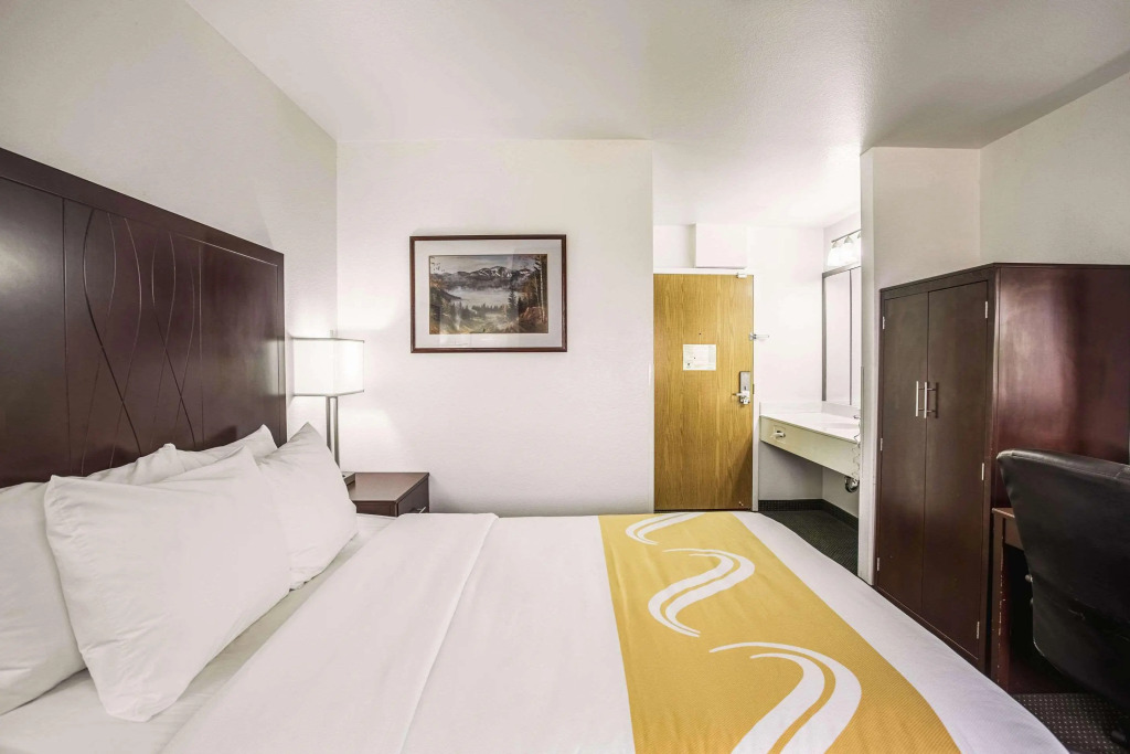 Quality Inn Belgrade - Bozeman Yellowstone Airport