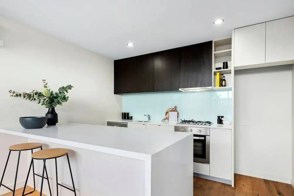 Spacious 2 Bedroom Inner City Townhouse with Private Rooftop