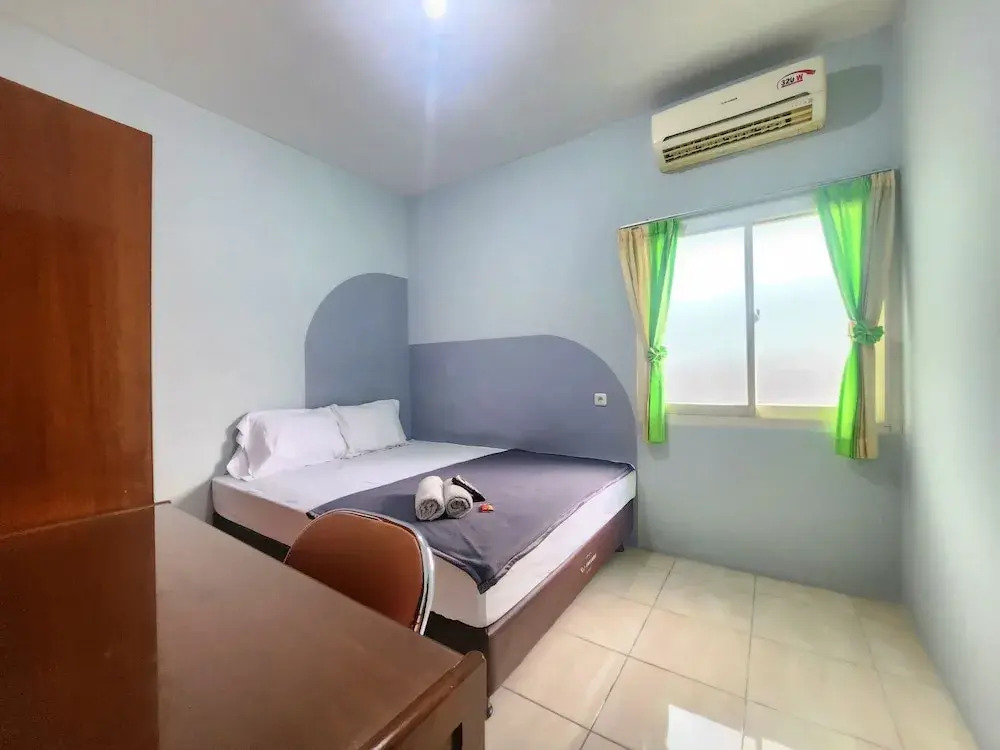 Hotel O Tangerang Near Supermall Karawaci Formerly Bromo 18