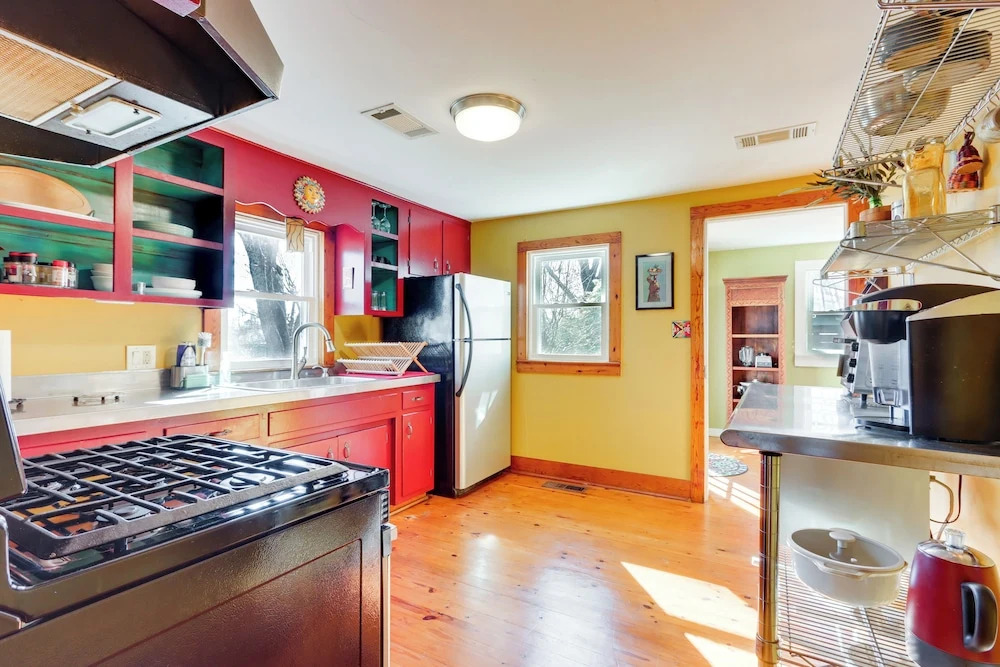 2 Mi to UA: Central Fayetteville Home w/ Patios