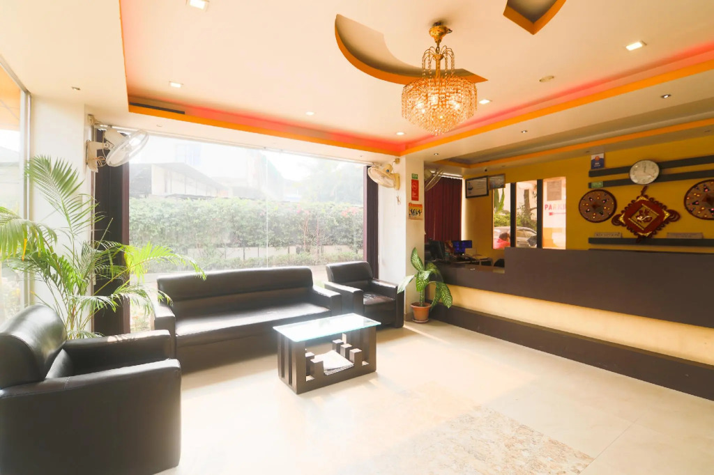 OYO 27736 Hotel Sunview