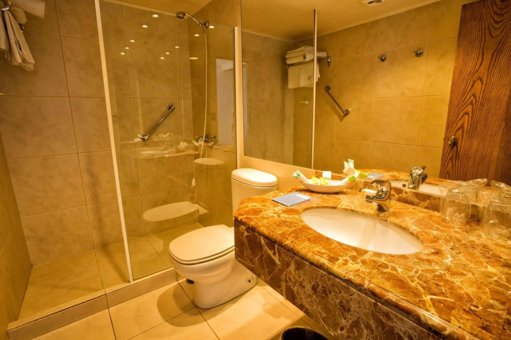 Hotel Oceanic