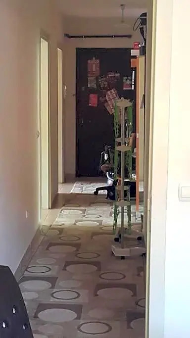 Private Rooms and Flats Apartments