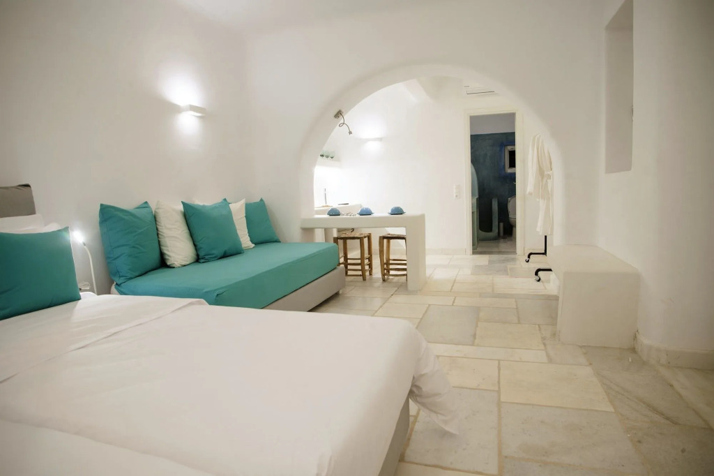 Mykonos Moussa