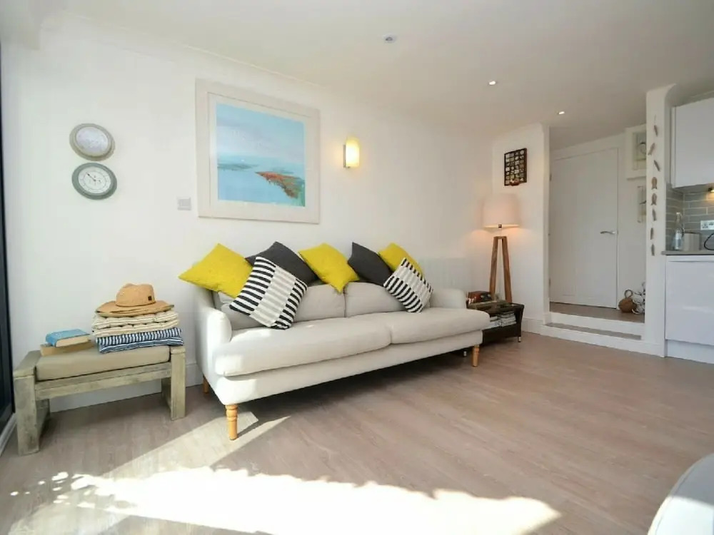 Apartment in Historical Mansion near Wonderful Blackpool Sands Beach