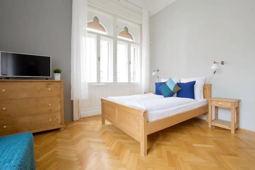 Budget Apartment by Hi5 - Palace Quarter
