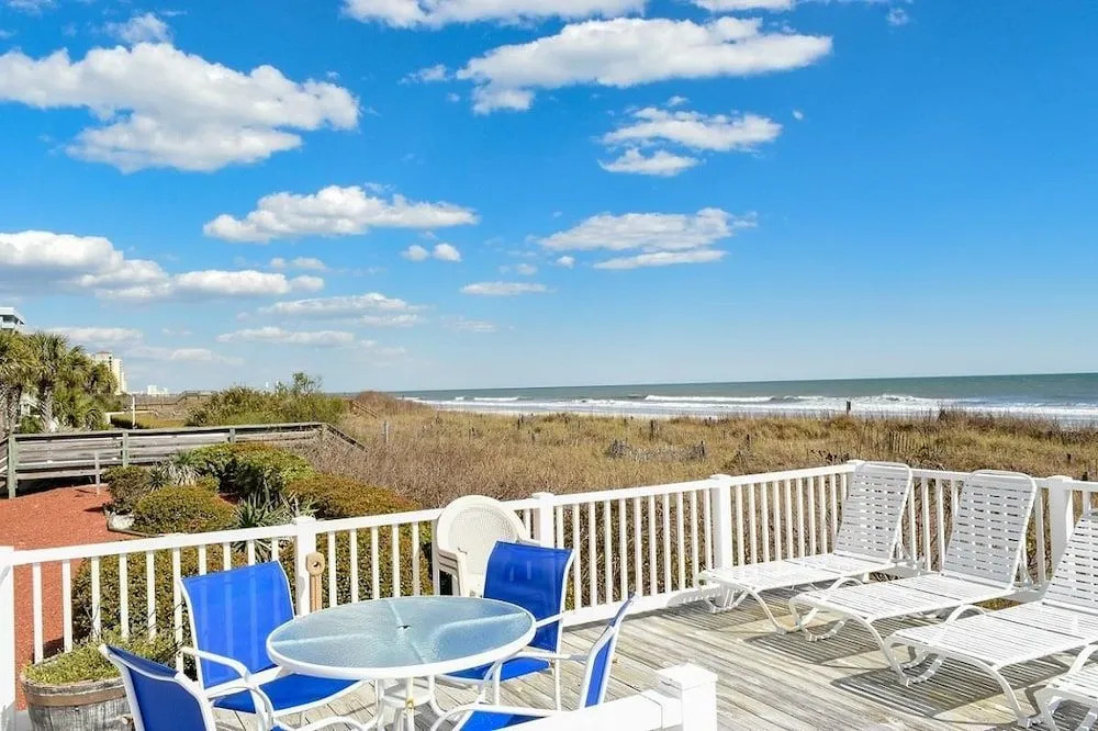 Palmetto Dunes Condominium 205 - 3 Br Condo